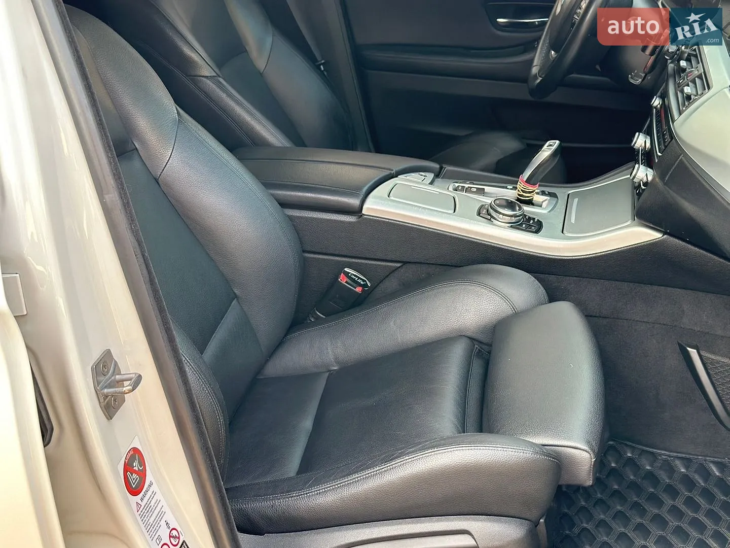 2014 BMW 5er - мініатюра 18