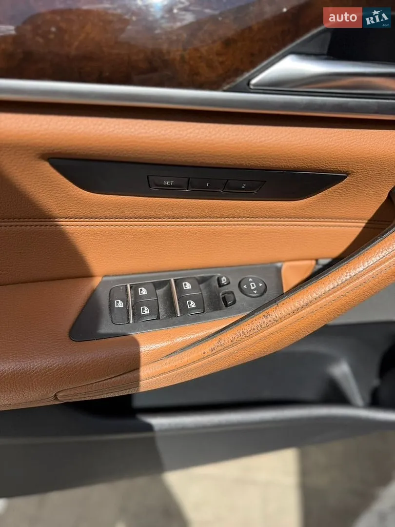 2017 BMW 5er - мініатюра 15