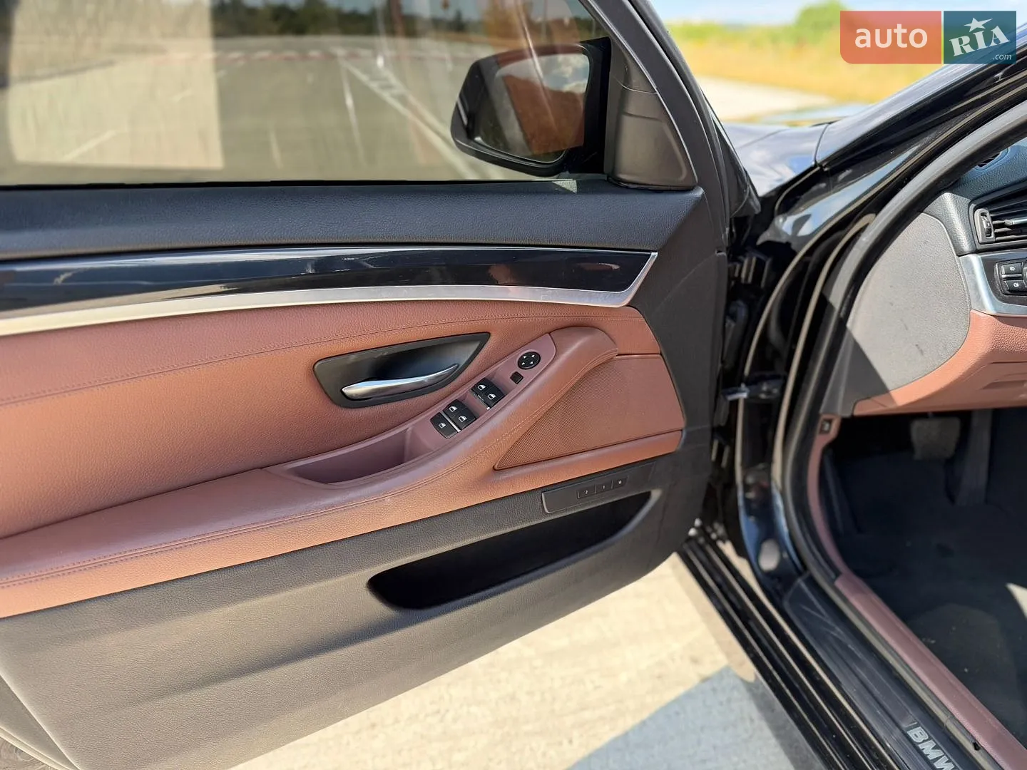 2011 BMW 5er - мініатюра 16