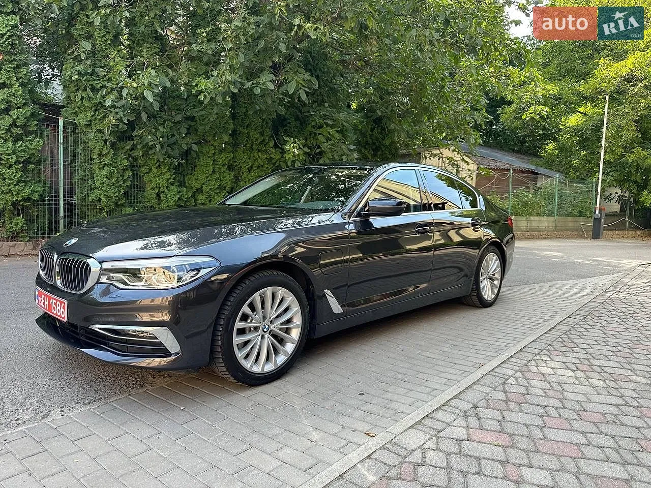 2020 BMW 5er - мініатюра 2