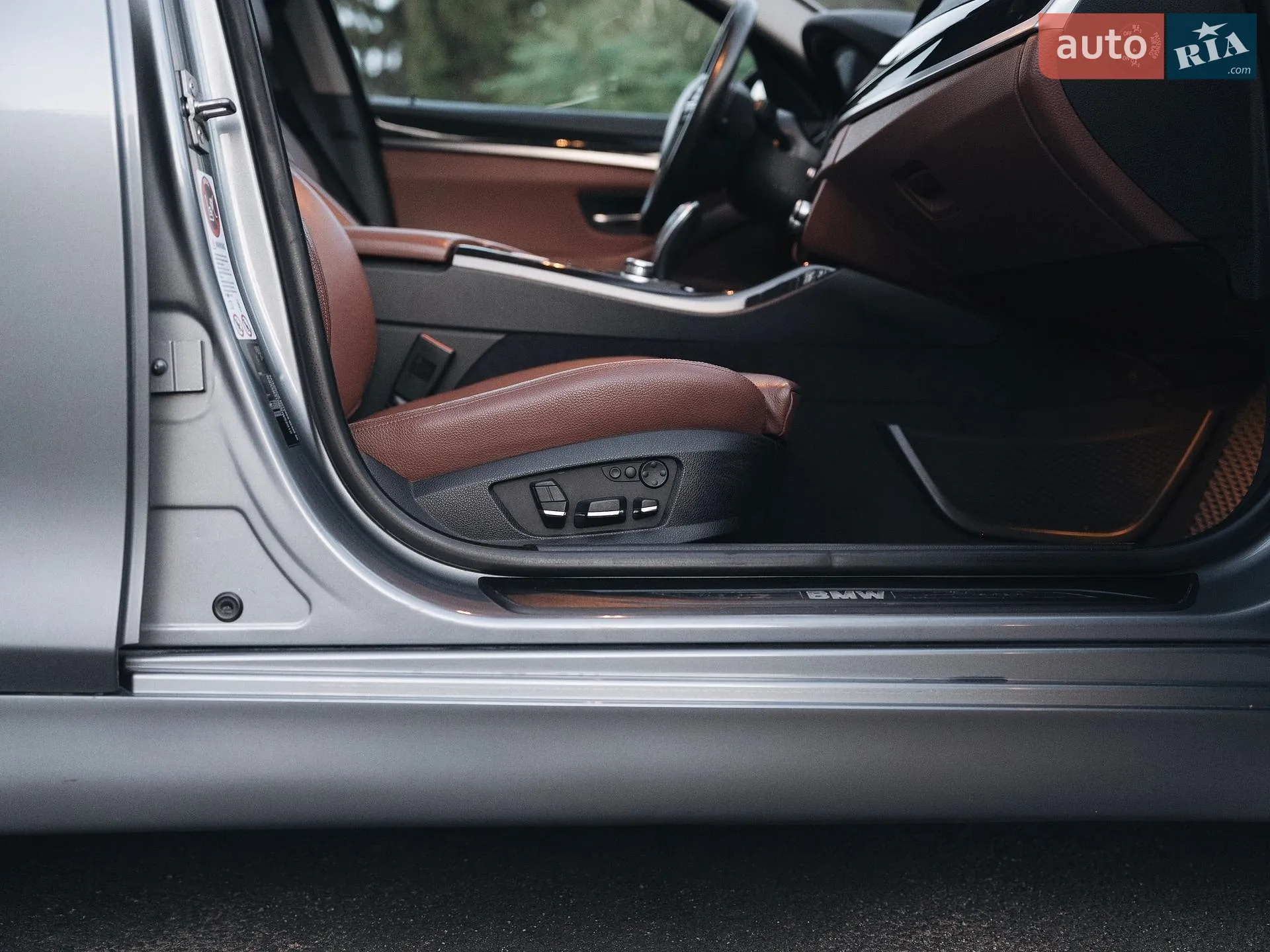 2012 BMW 5er - мініатюра 39