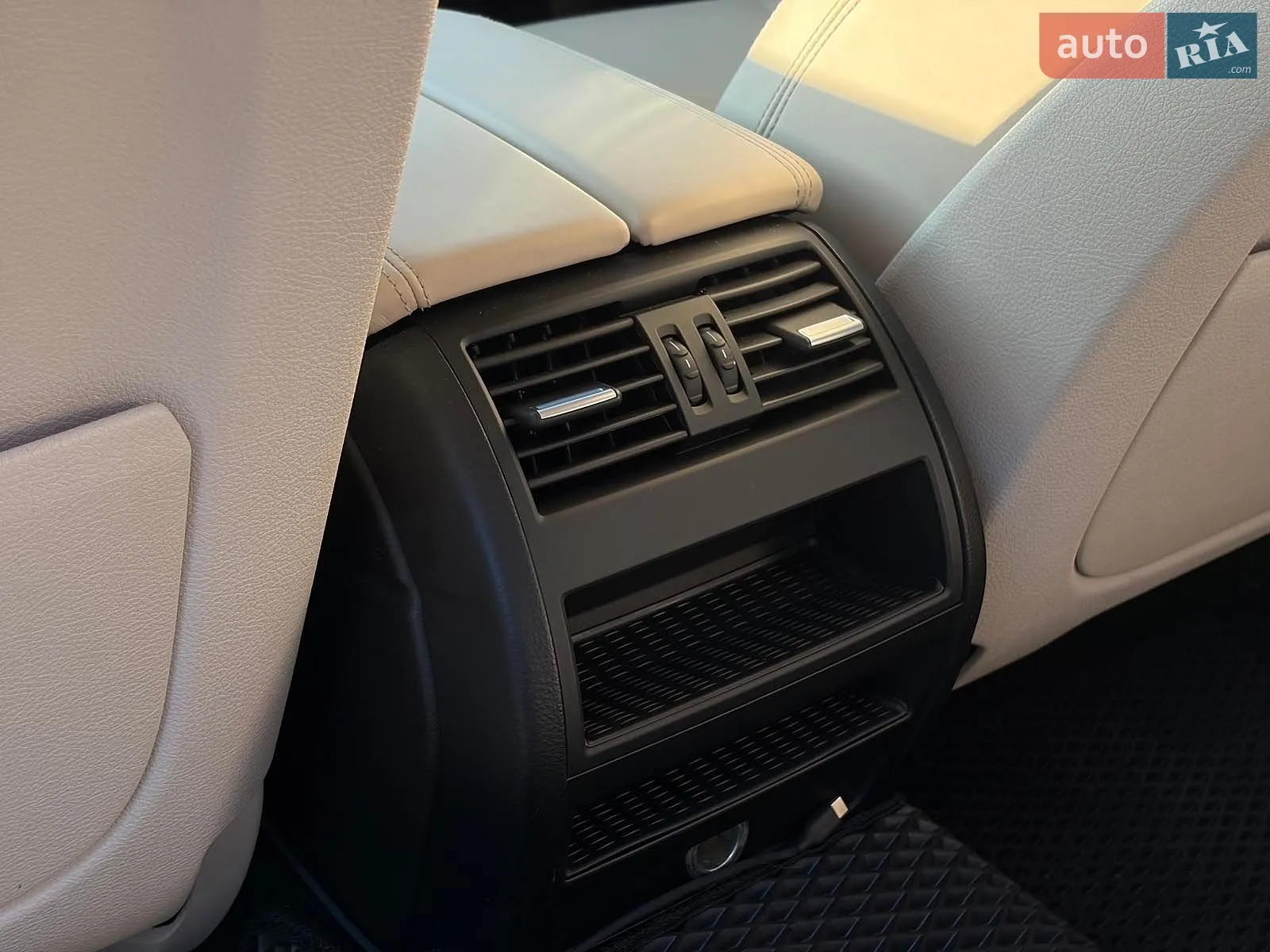 2014 BMW 5er - мініатюра 24