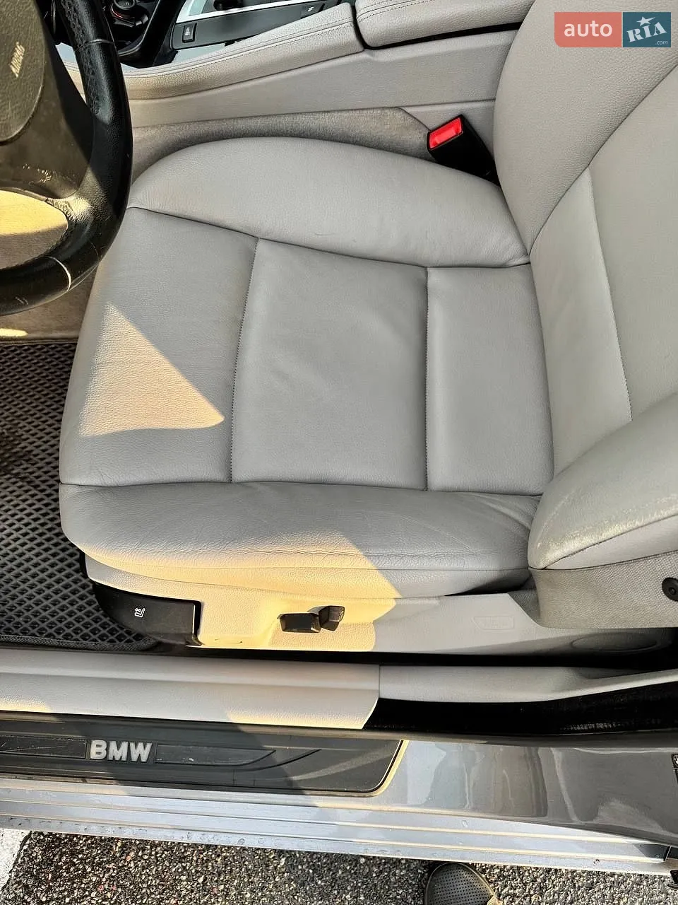 2011 BMW 5er - мініатюра 4
