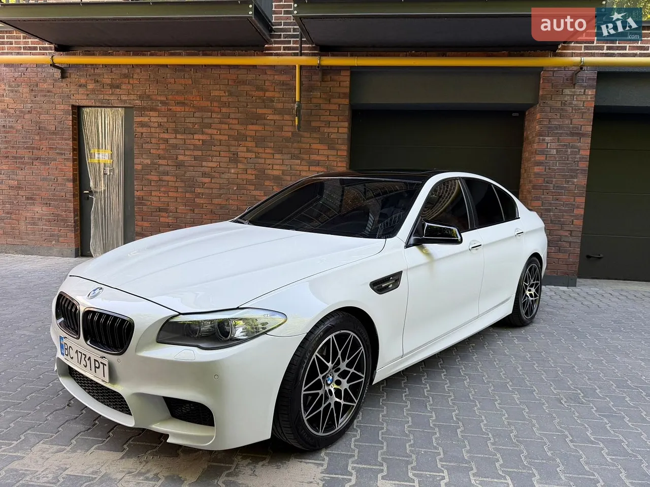 2017 BMW 5er - мініатюра 18
