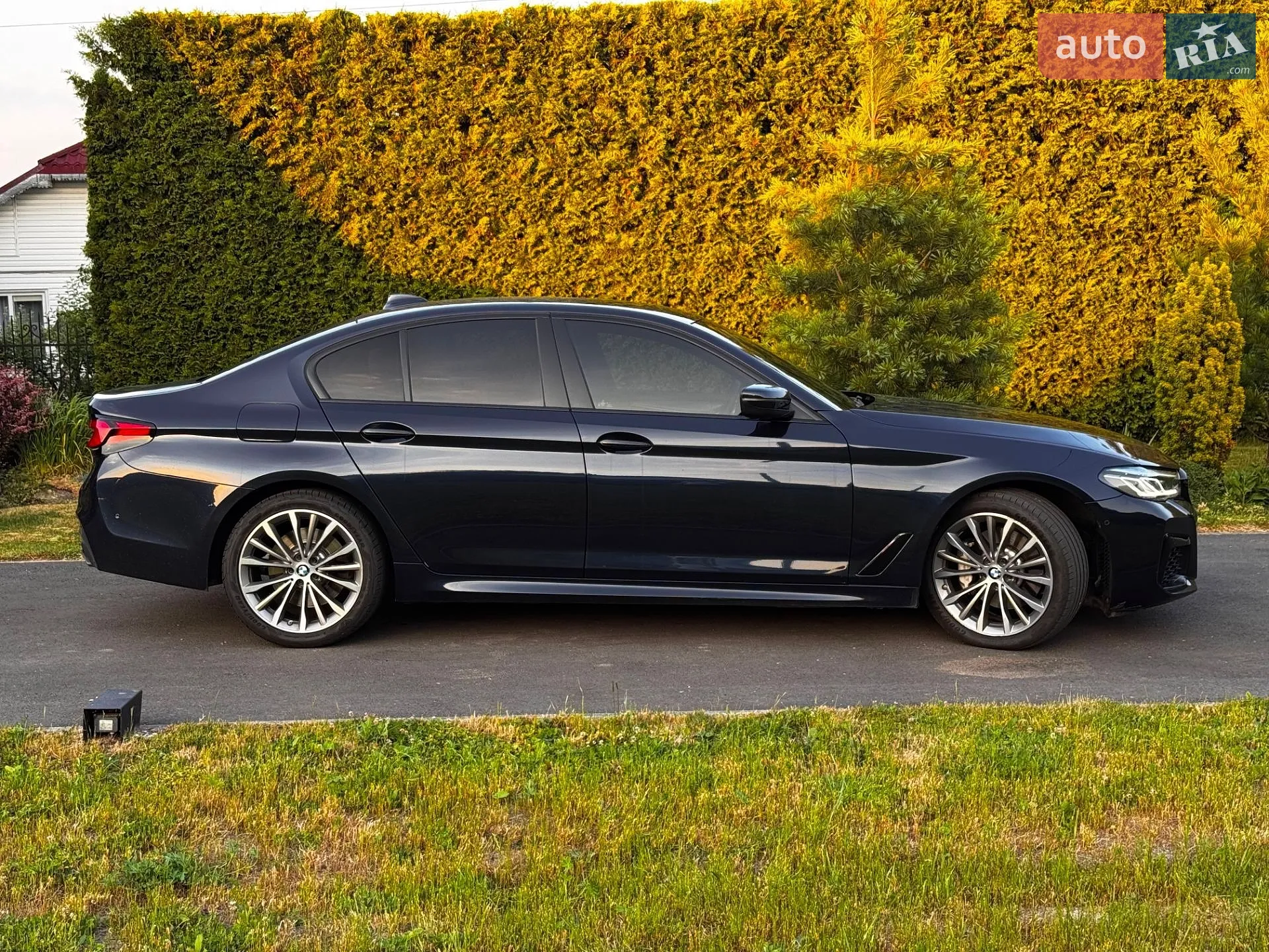 2017 BMW 5er - мініатюра 23