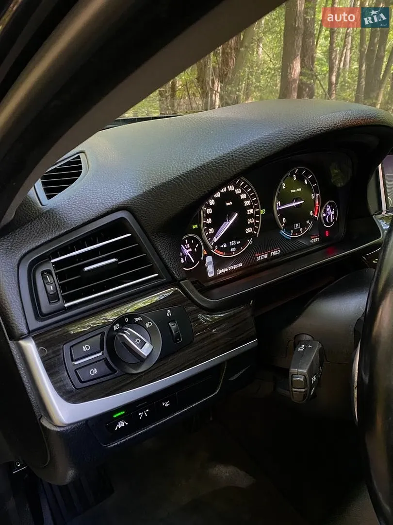 2014 BMW 5er - мініатюра 10