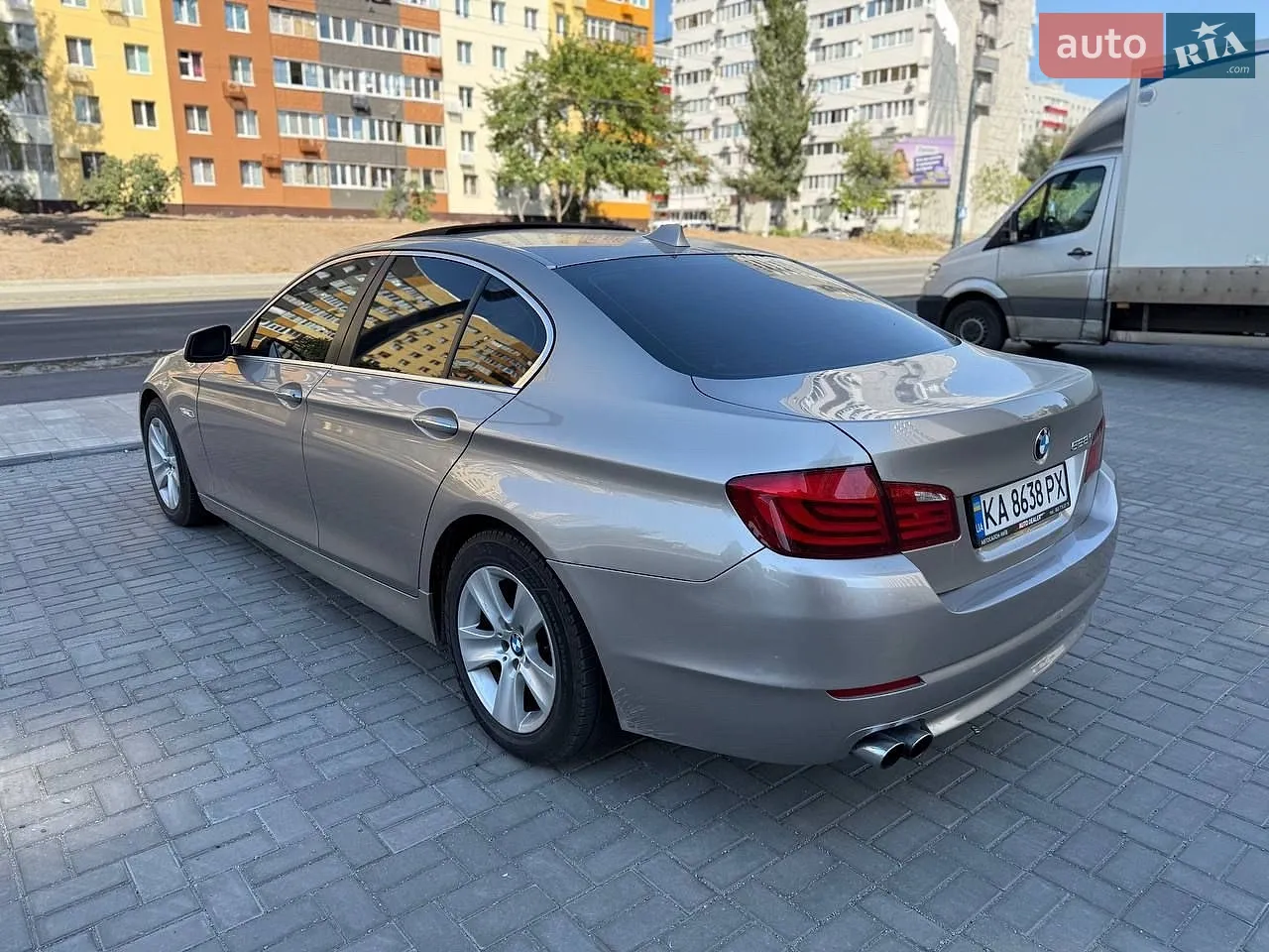 2012 BMW 5er - мініатюра 2