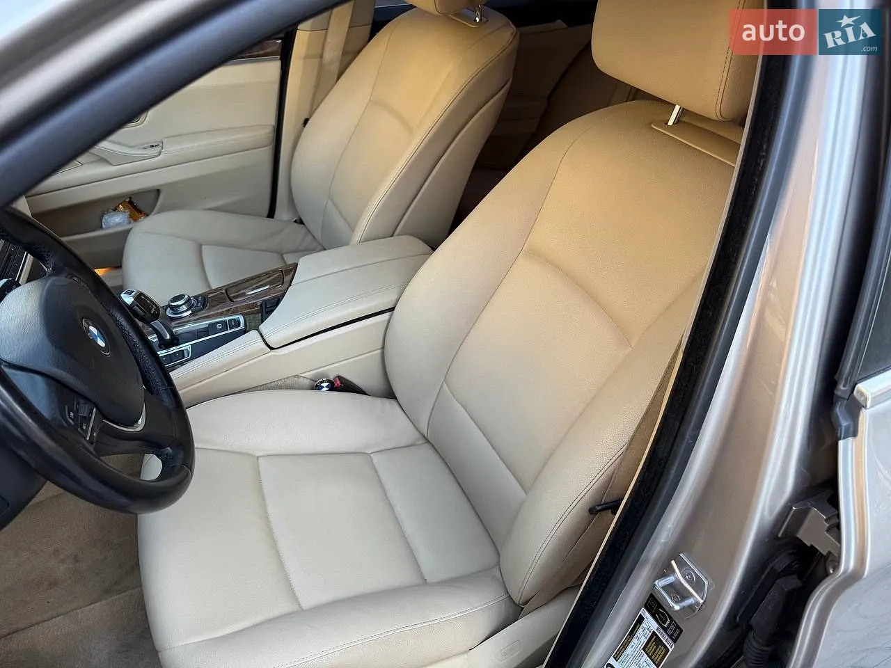 2012 BMW 5er - мініатюра 13