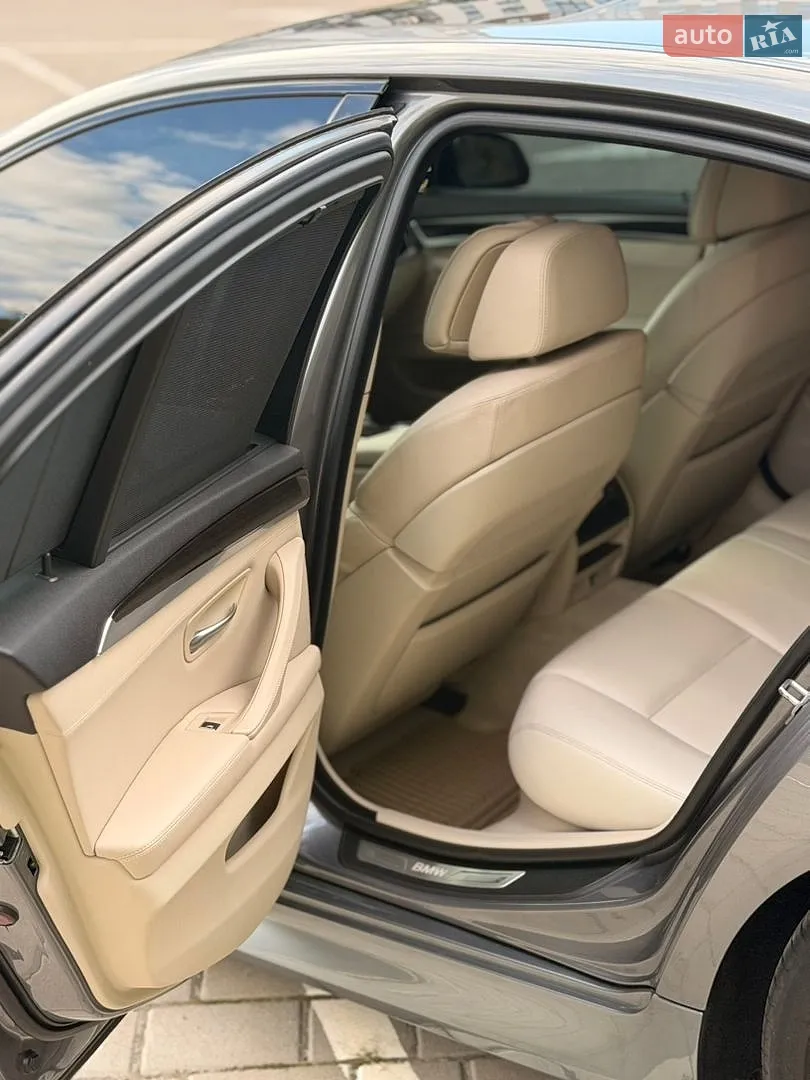 2013 BMW 5er - мініатюра 18