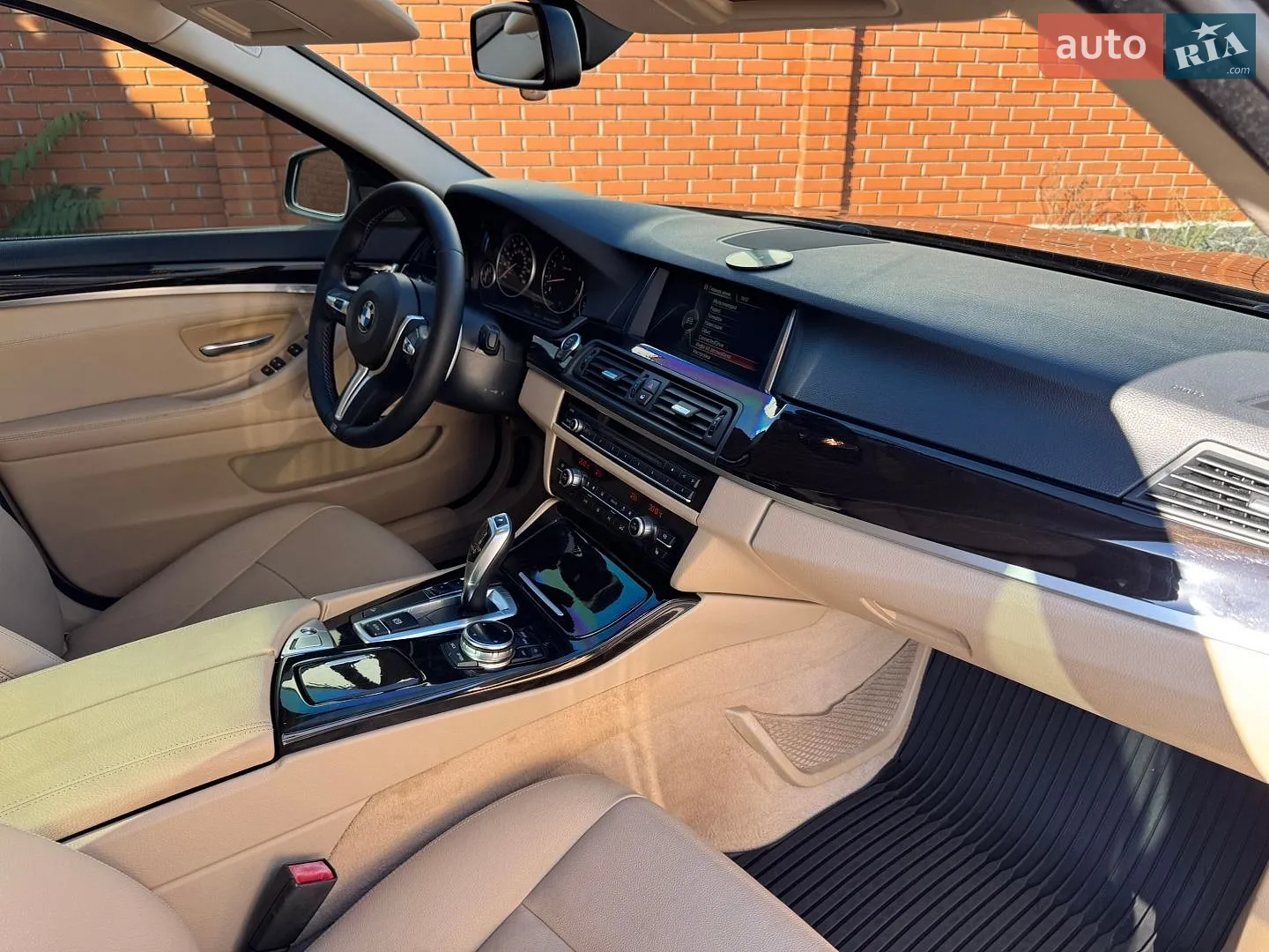 2014 BMW 5er - мініатюра 16