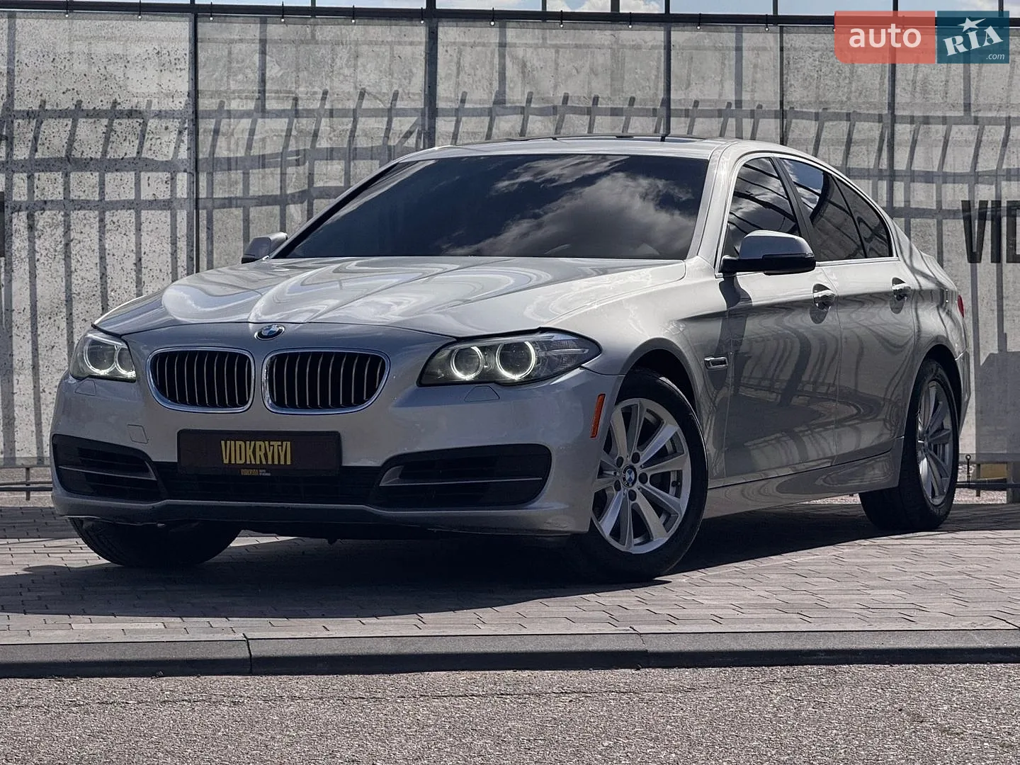 2014 BMW 5er - мініатюра 2