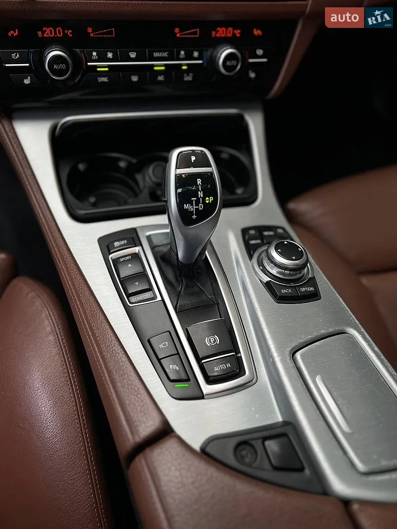 2010 BMW 5er - мініатюра 16