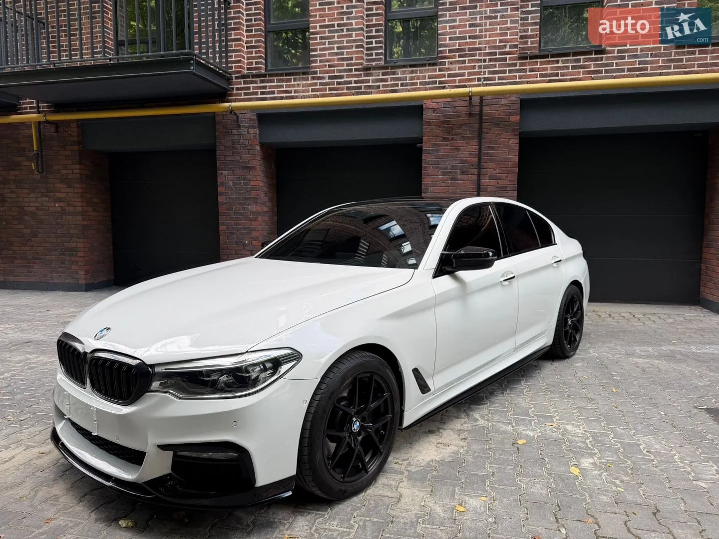 2017 BMW 5er - фото 1