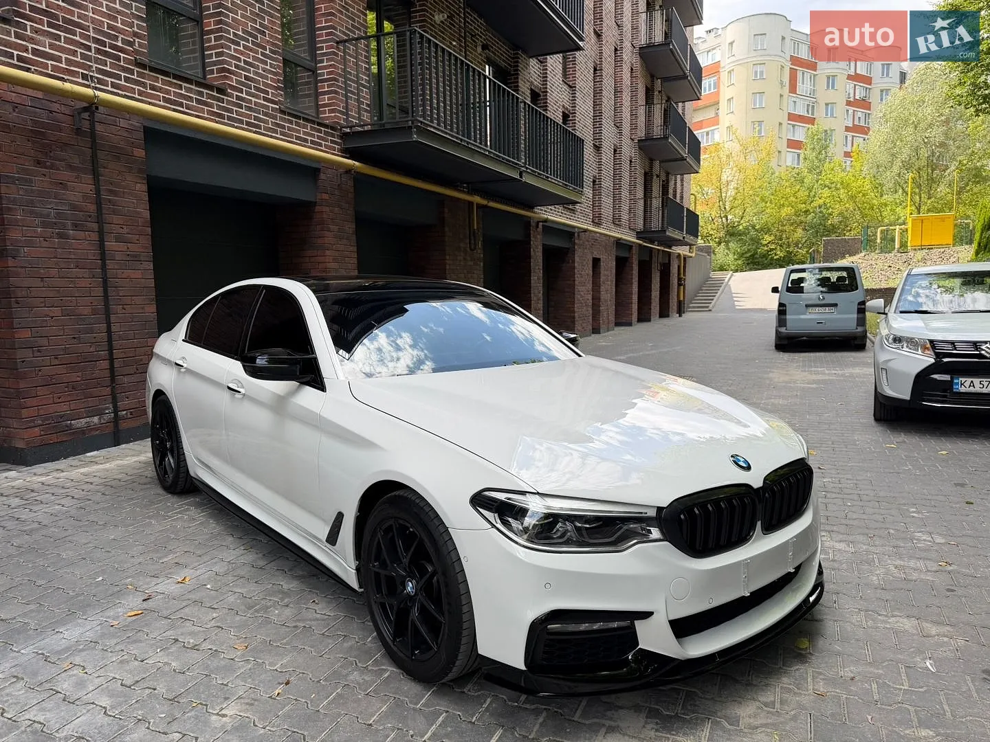 2017 BMW 5er - мініатюра 3