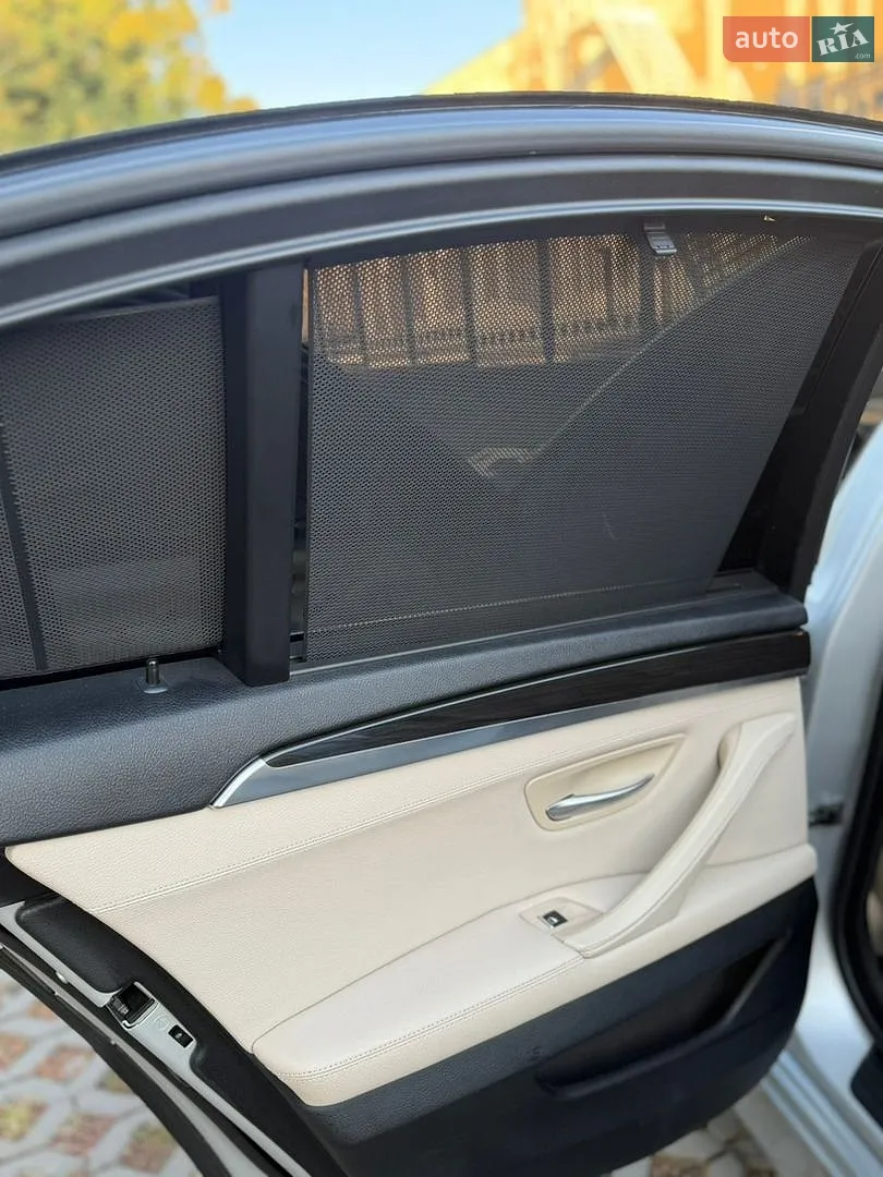 2011 BMW 5er - мініатюра 19