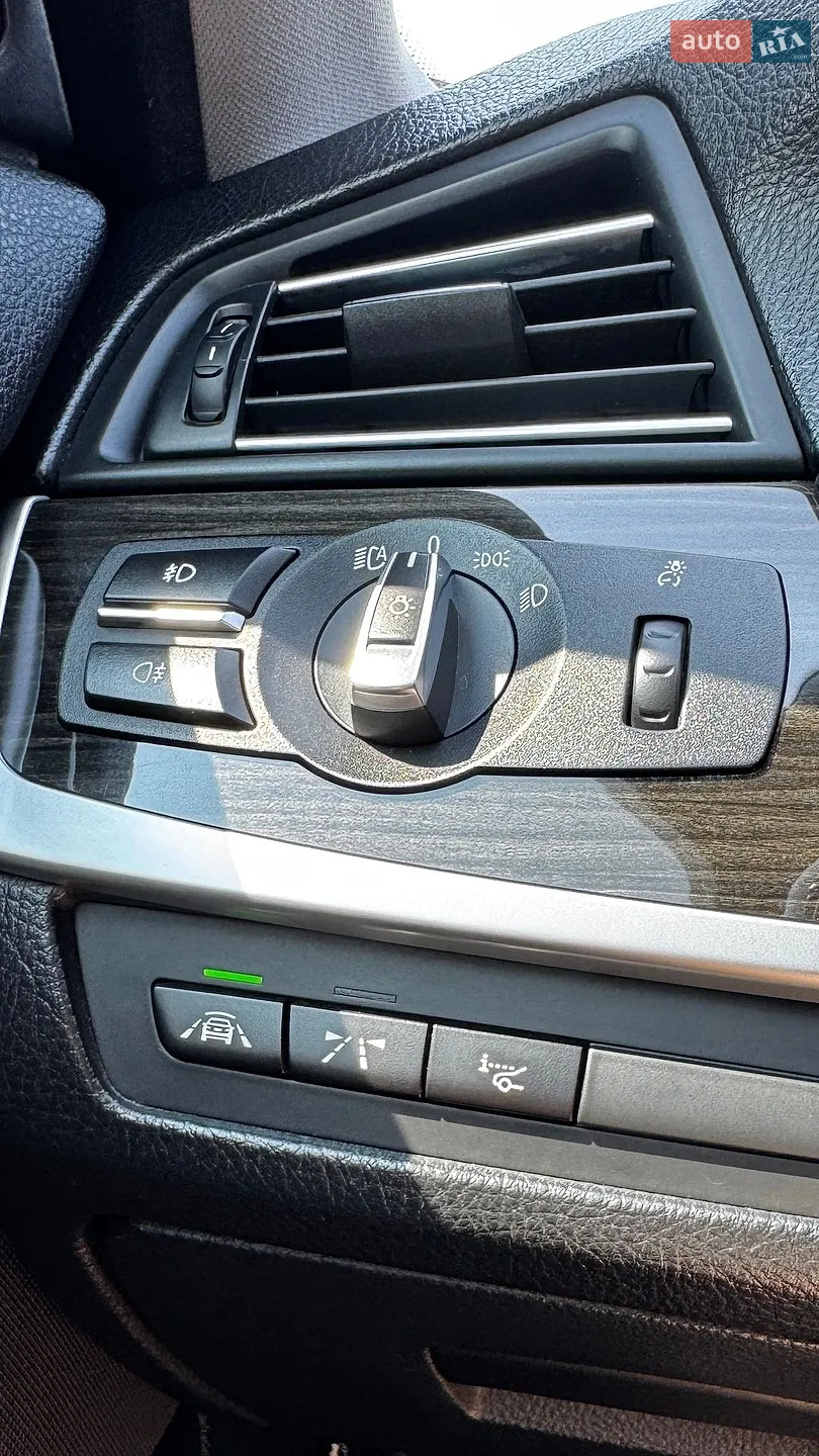 2013 BMW 5er - мініатюра 15