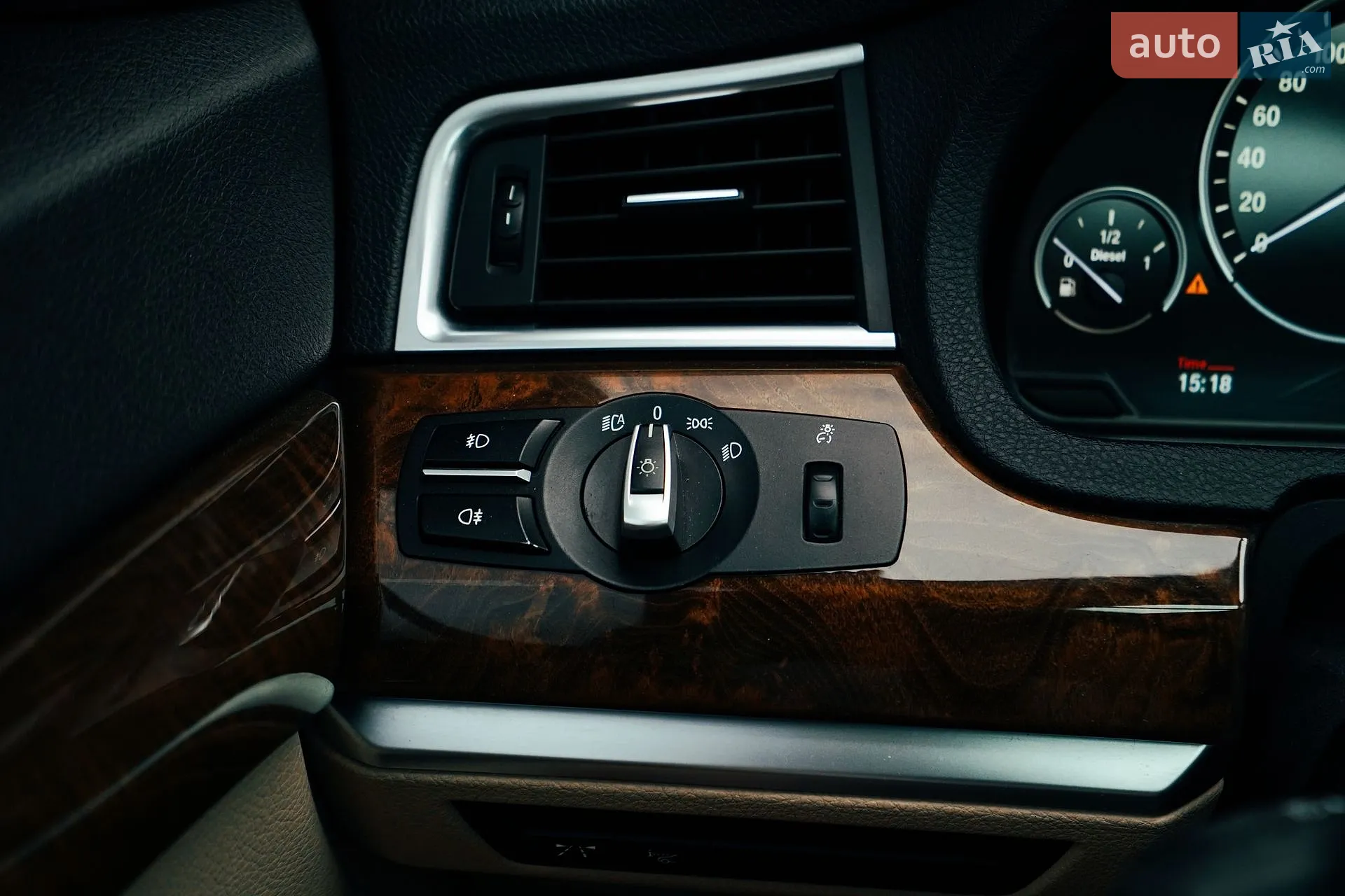 2010 BMW 5er - мініатюра 34
