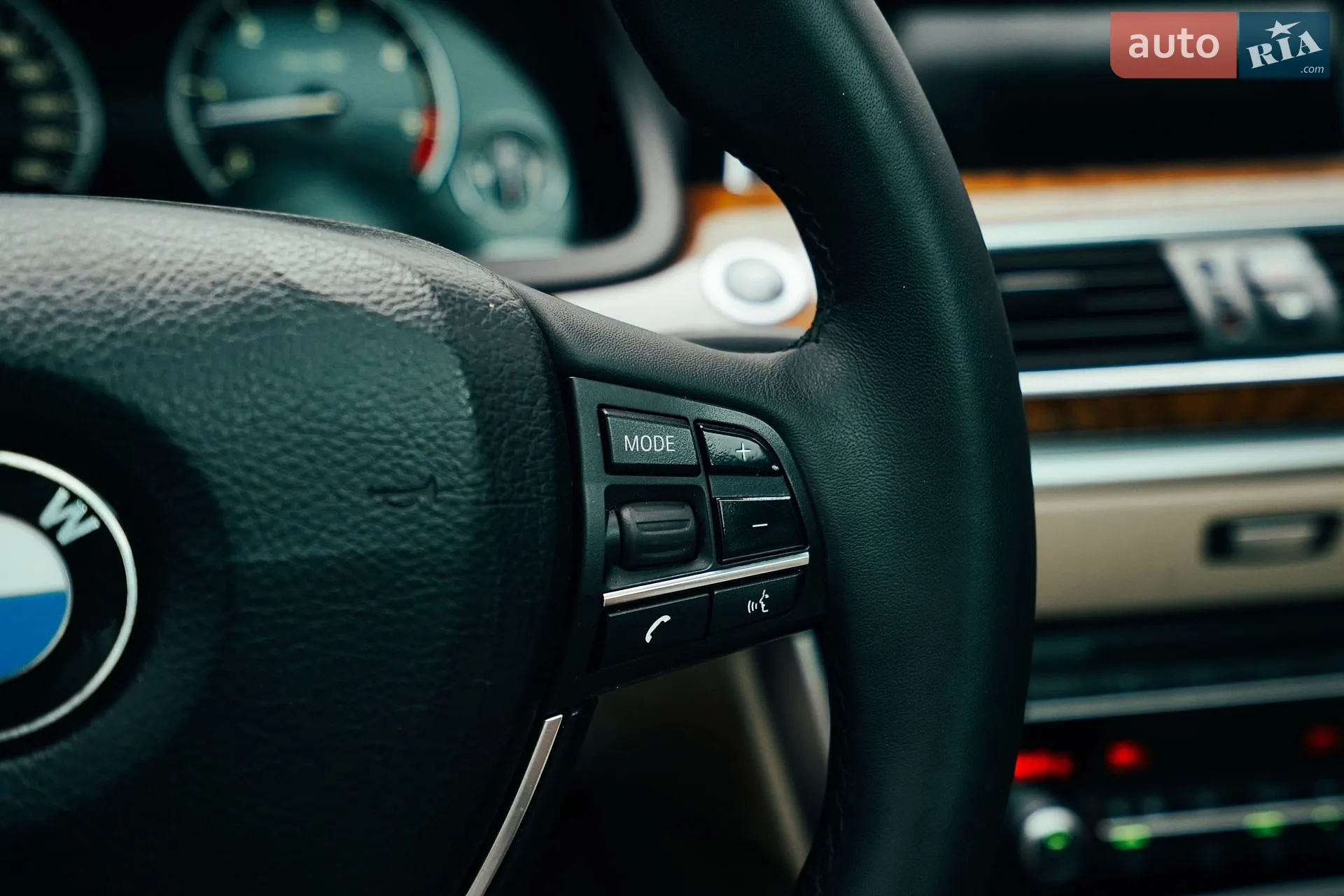 2010 BMW 5er - мініатюра 41