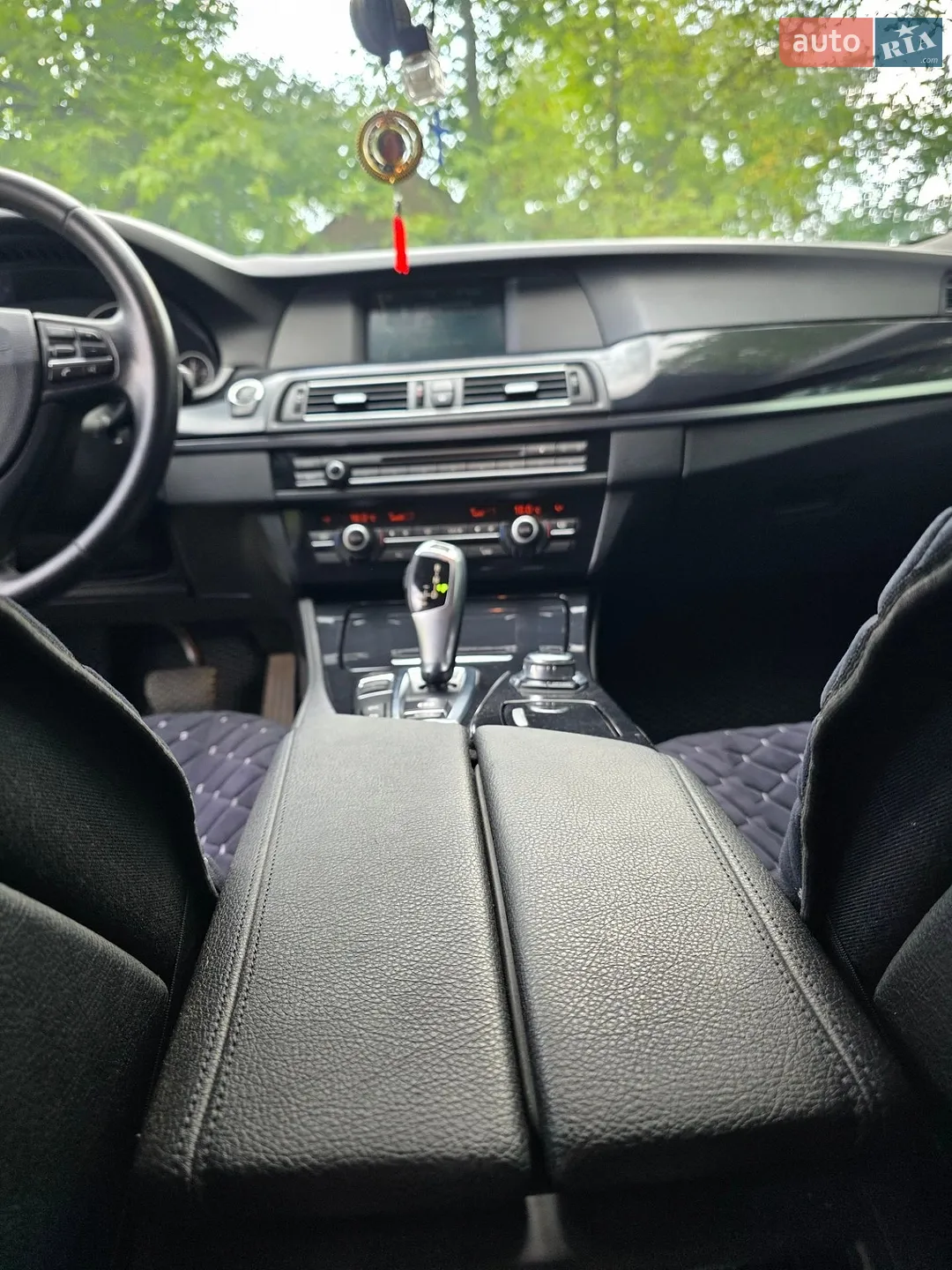 2012 BMW 5er - мініатюра 12