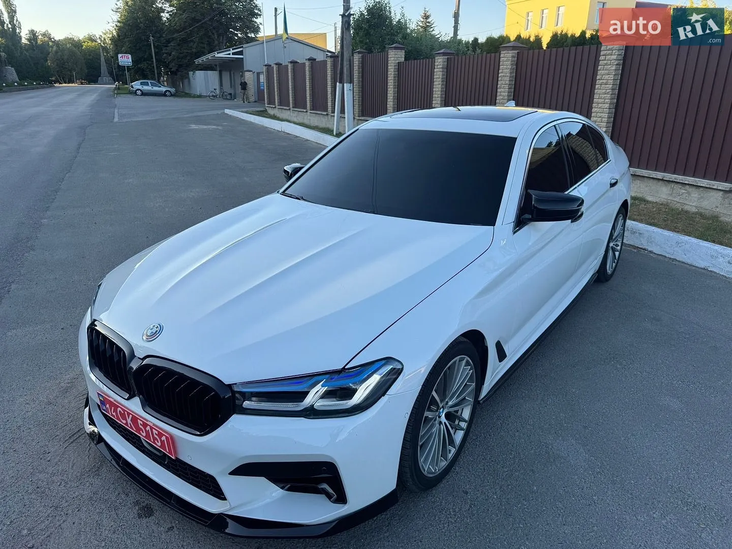 2017 BMW 5er - мініатюра 3