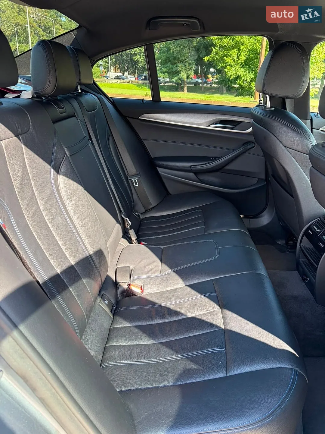 2017 BMW 5er - мініатюра 16