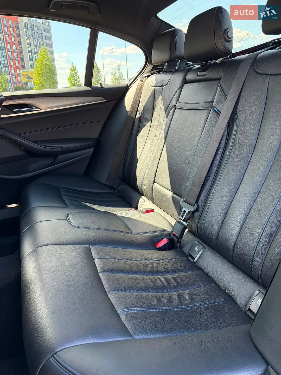 2017 BMW 5er - мініатюра 23
