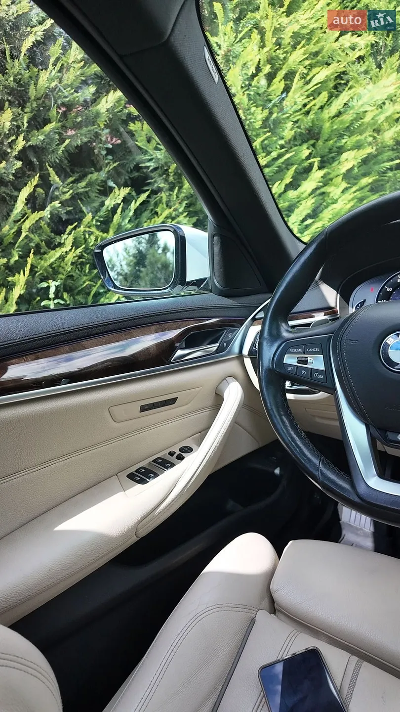 2017 BMW 5er - мініатюра 12