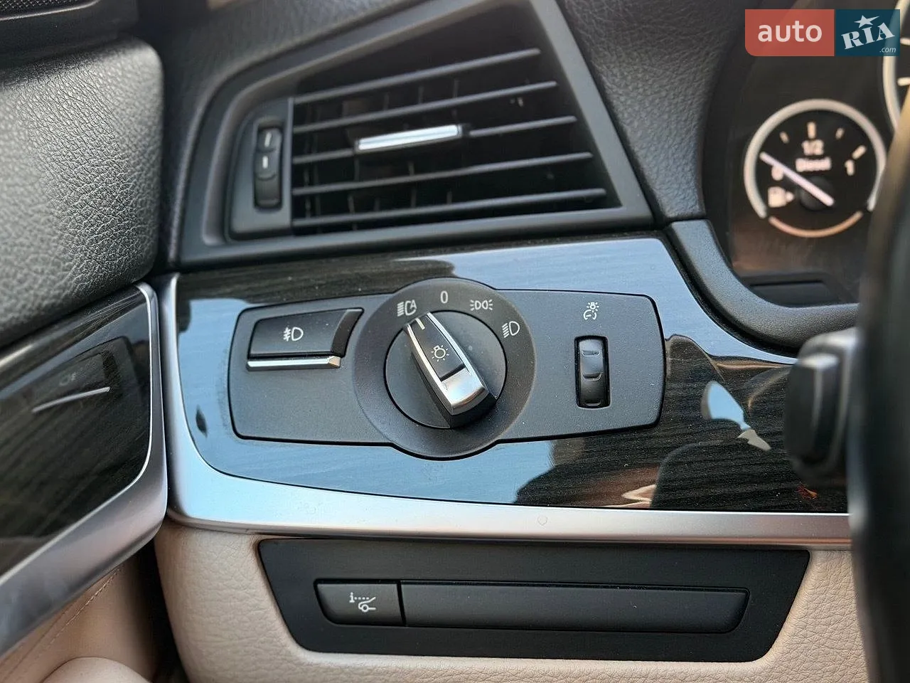 2014 BMW 5er - мініатюра 17