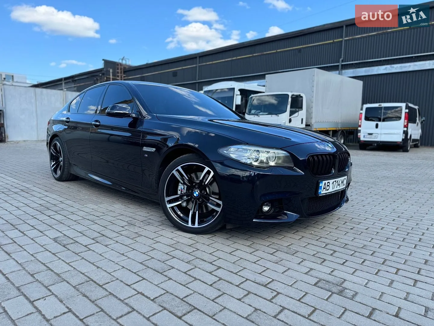 2013 BMW 5er - мініатюра 18