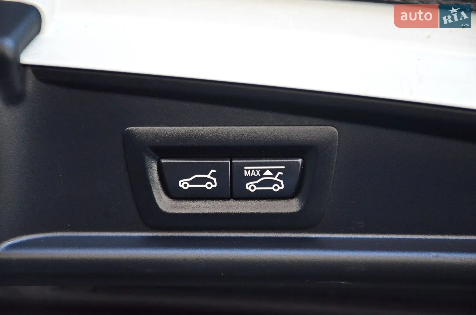2010 BMW 5er - мініатюра 11
