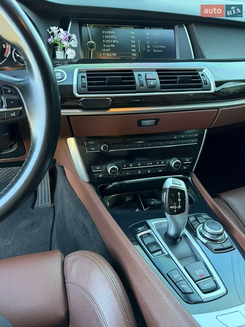 2010 BMW 5er - мініатюра 17