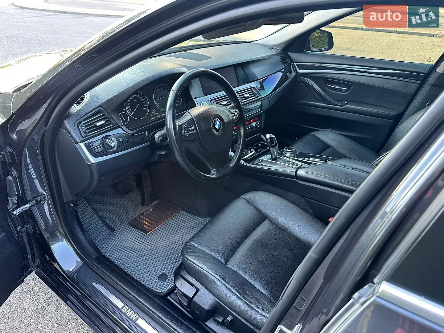 2011 BMW 5er - мініатюра 14