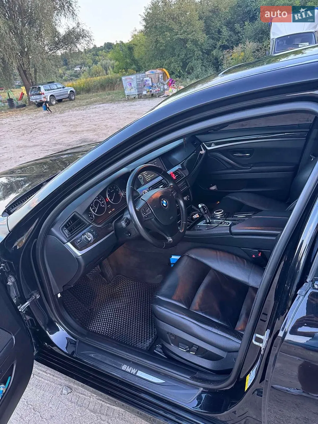 2011 BMW 5er - мініатюра 4