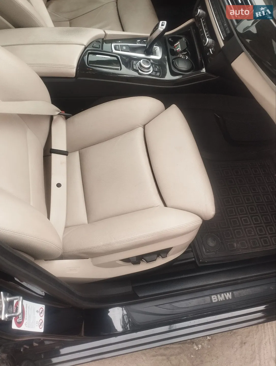 2010 BMW 5er - мініатюра 5