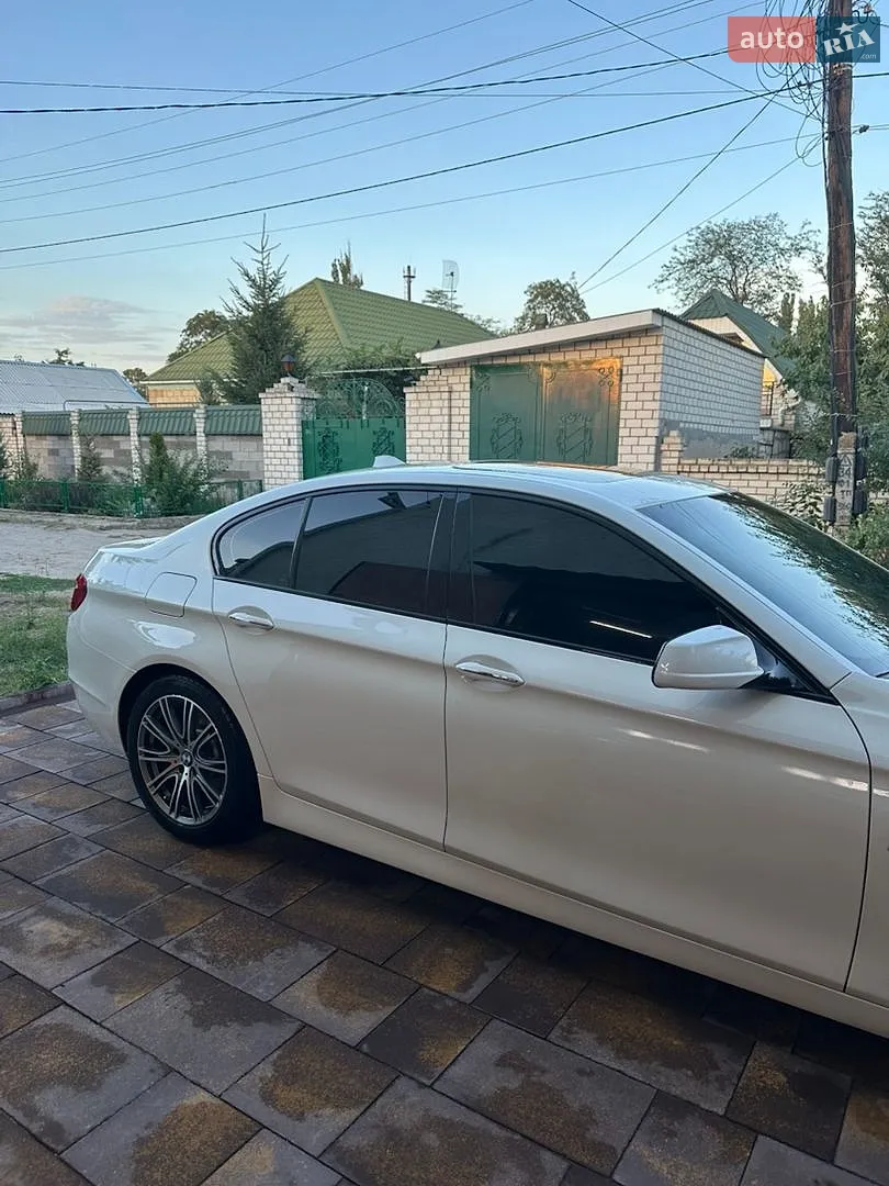 2011 BMW 5er - мініатюра 7