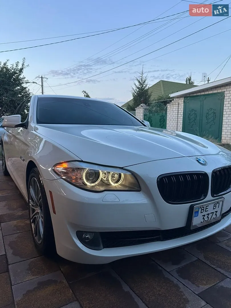 2011 BMW 5er - мініатюра 11