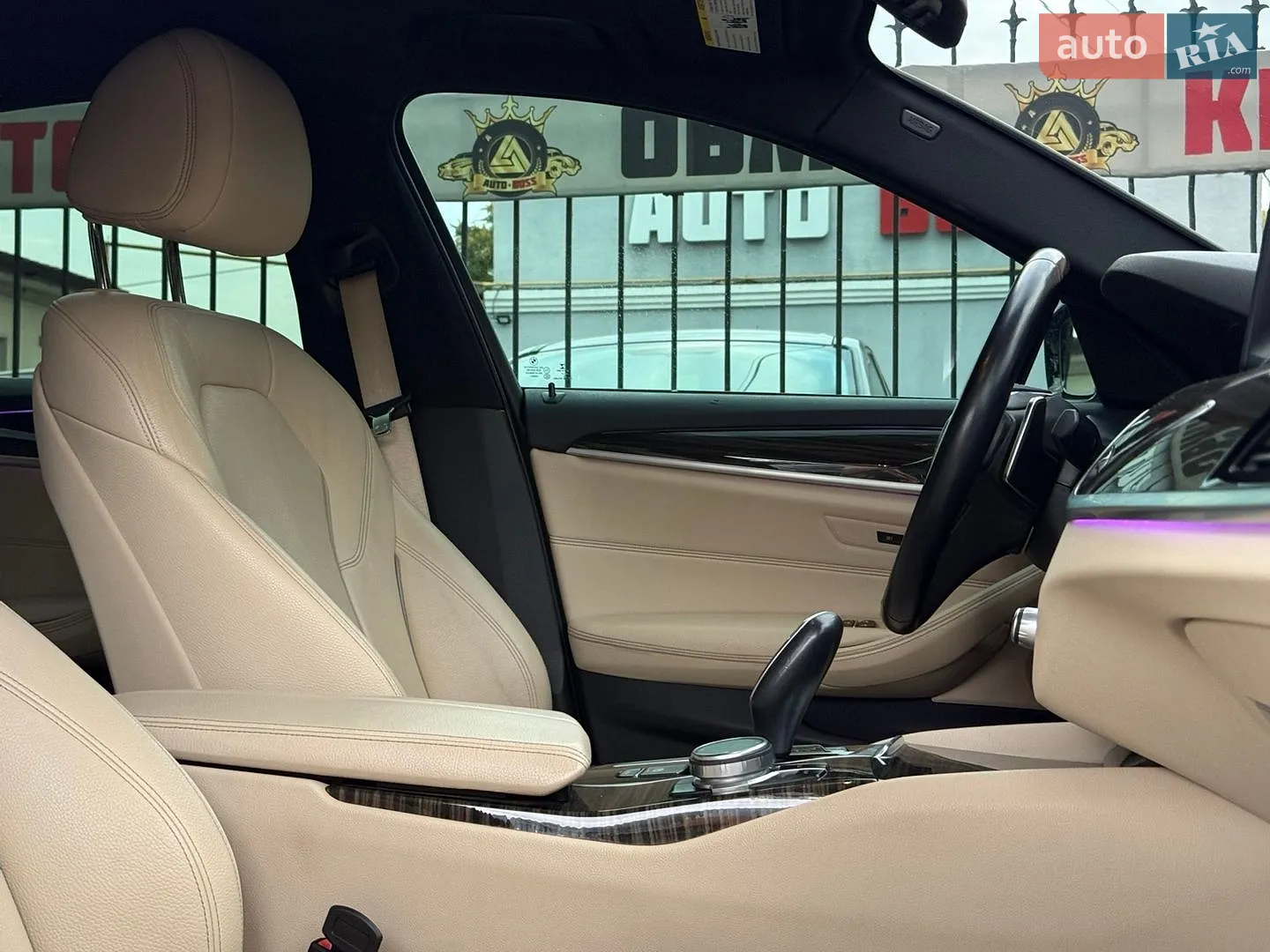 2017 BMW 5er - мініатюра 33