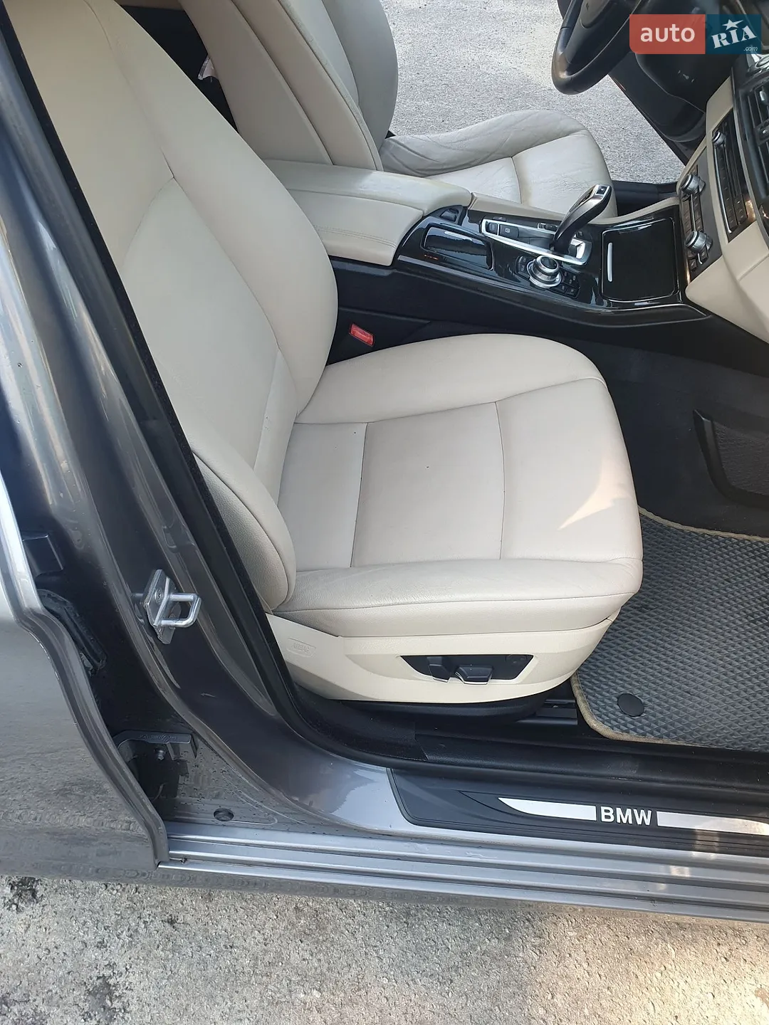 2013 BMW 5er - мініатюра 10