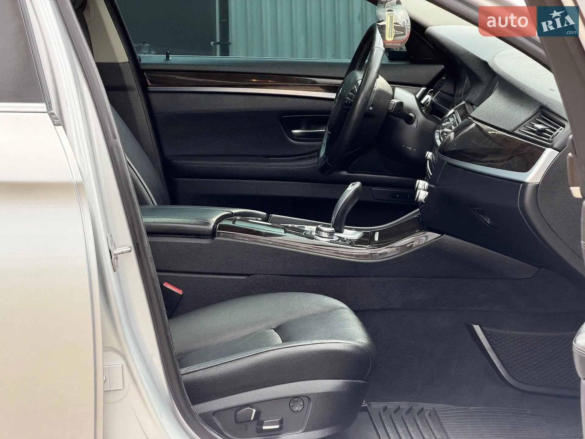 2012 BMW 5er - мініатюра 30