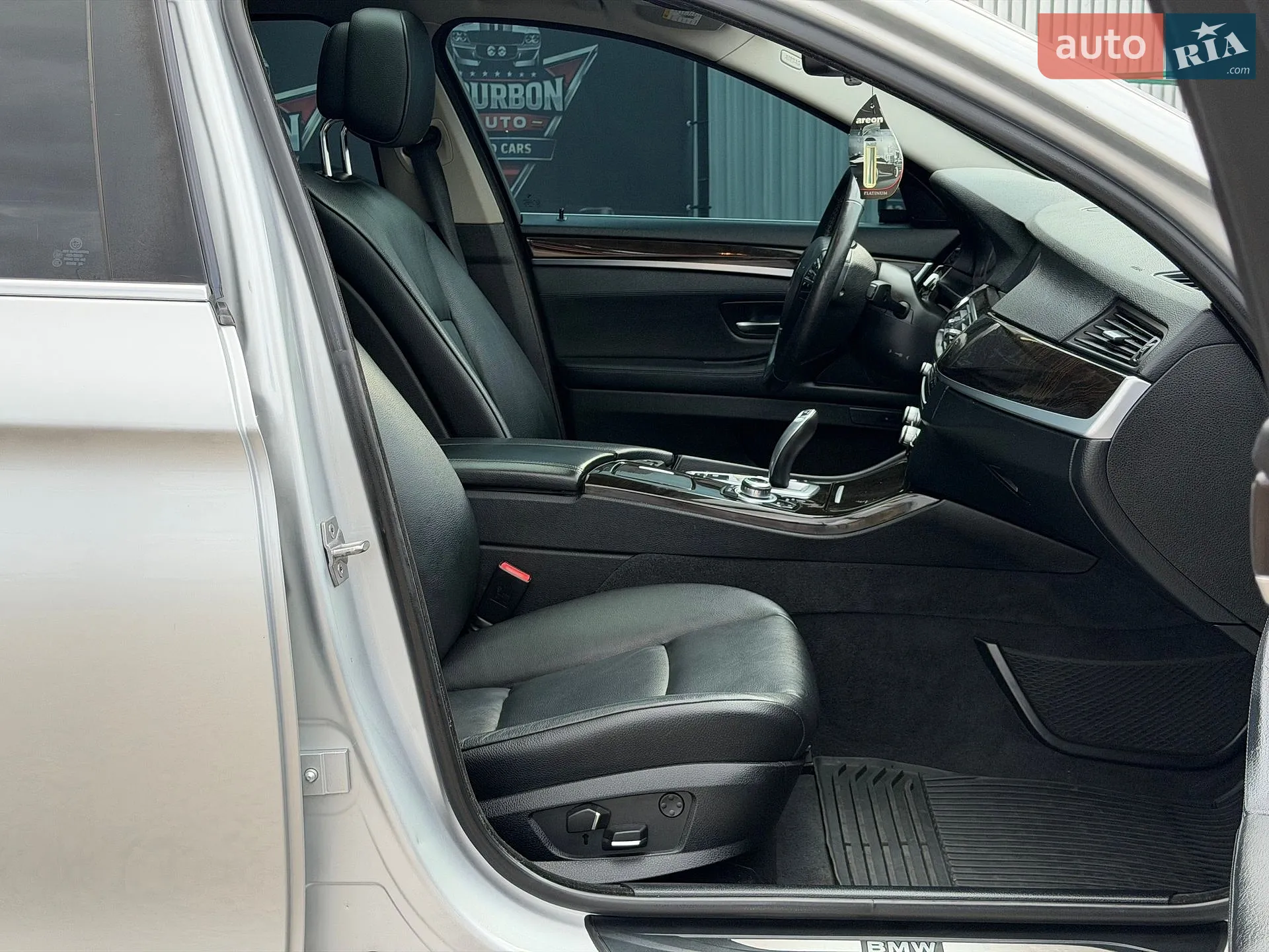 2012 BMW 5er - мініатюра 31