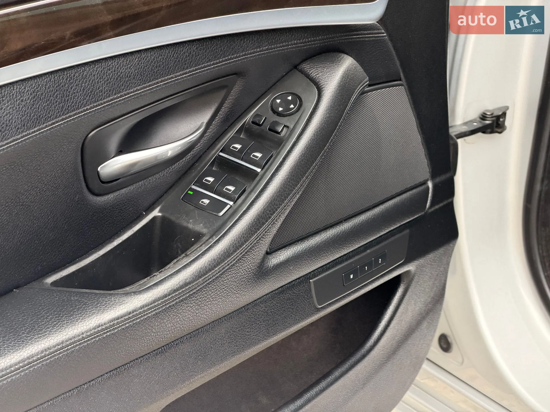 2012 BMW 5er - мініатюра 21