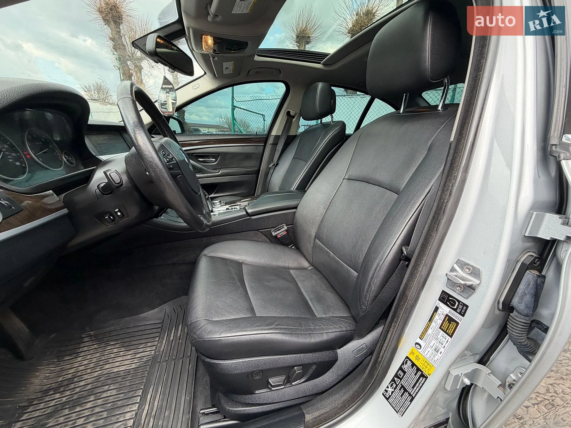 2012 BMW 5er - мініатюра 38