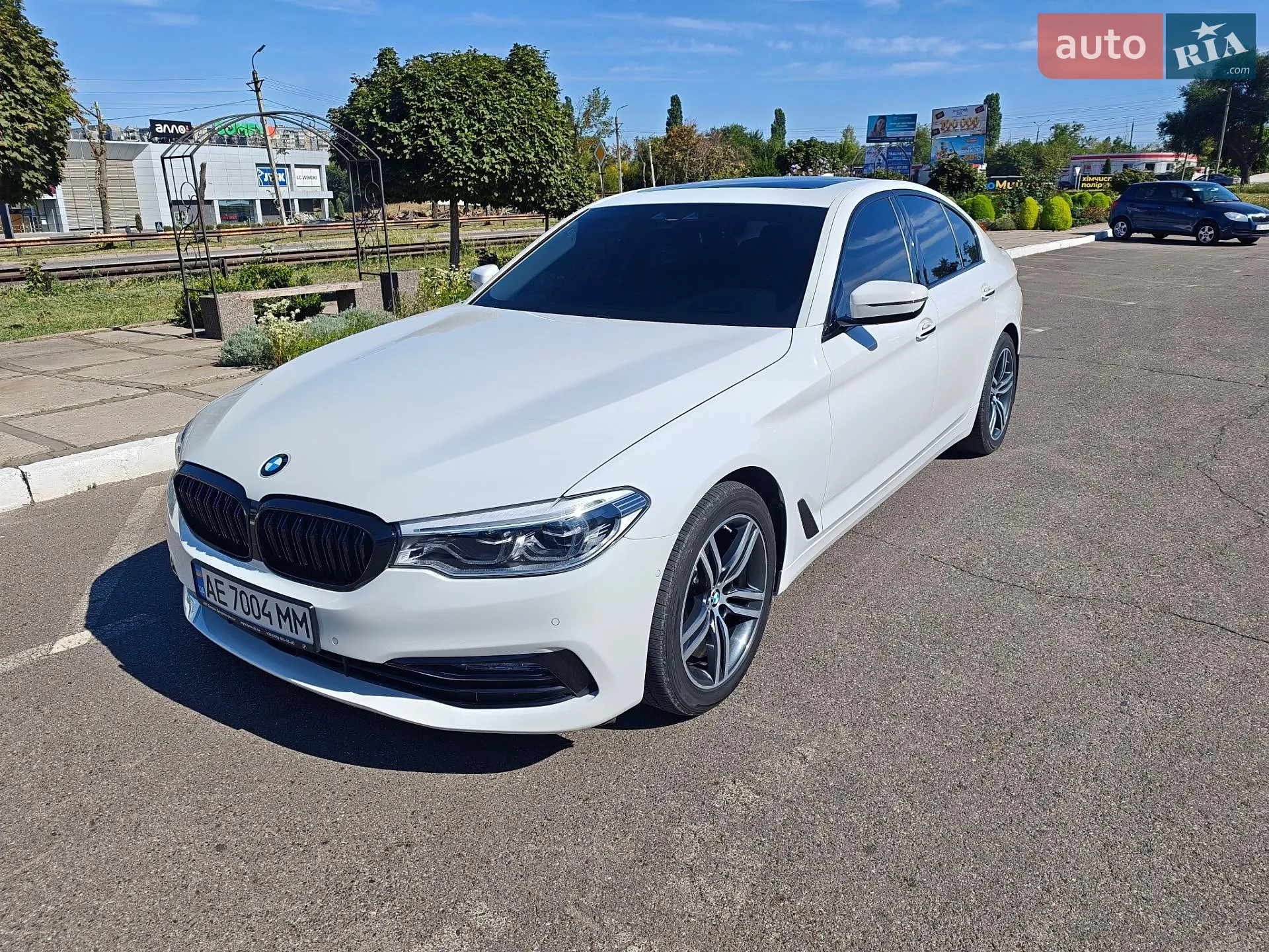 2018 BMW 5er - мініатюра 2