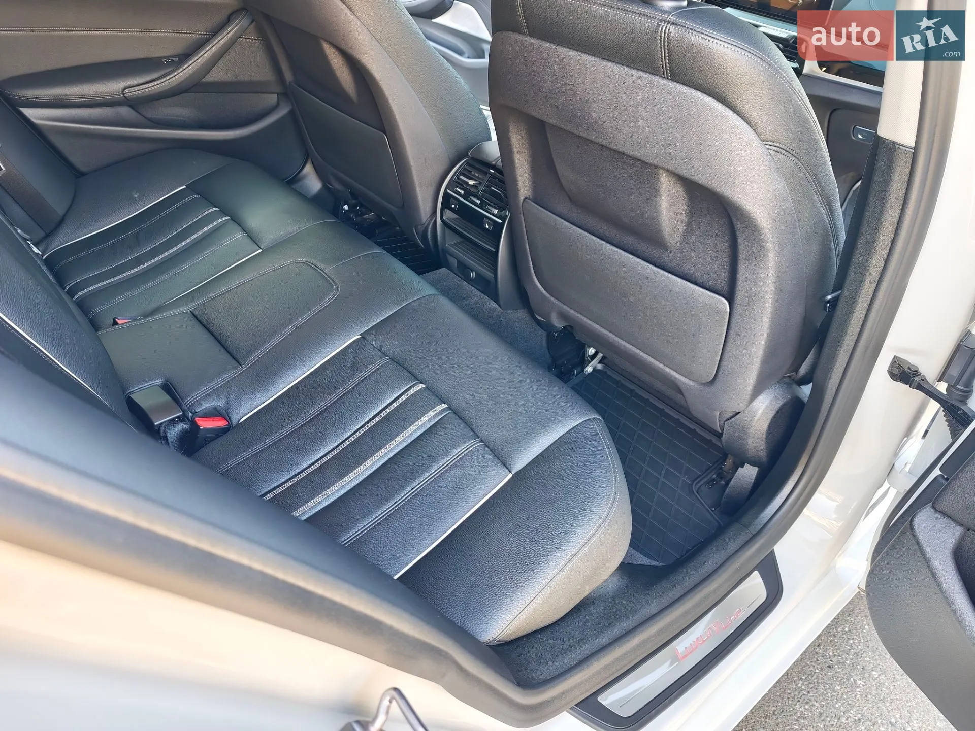 2018 BMW 5er - мініатюра 18