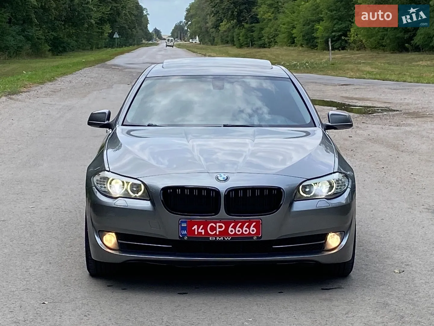 2013 BMW 5er - мініатюра 2