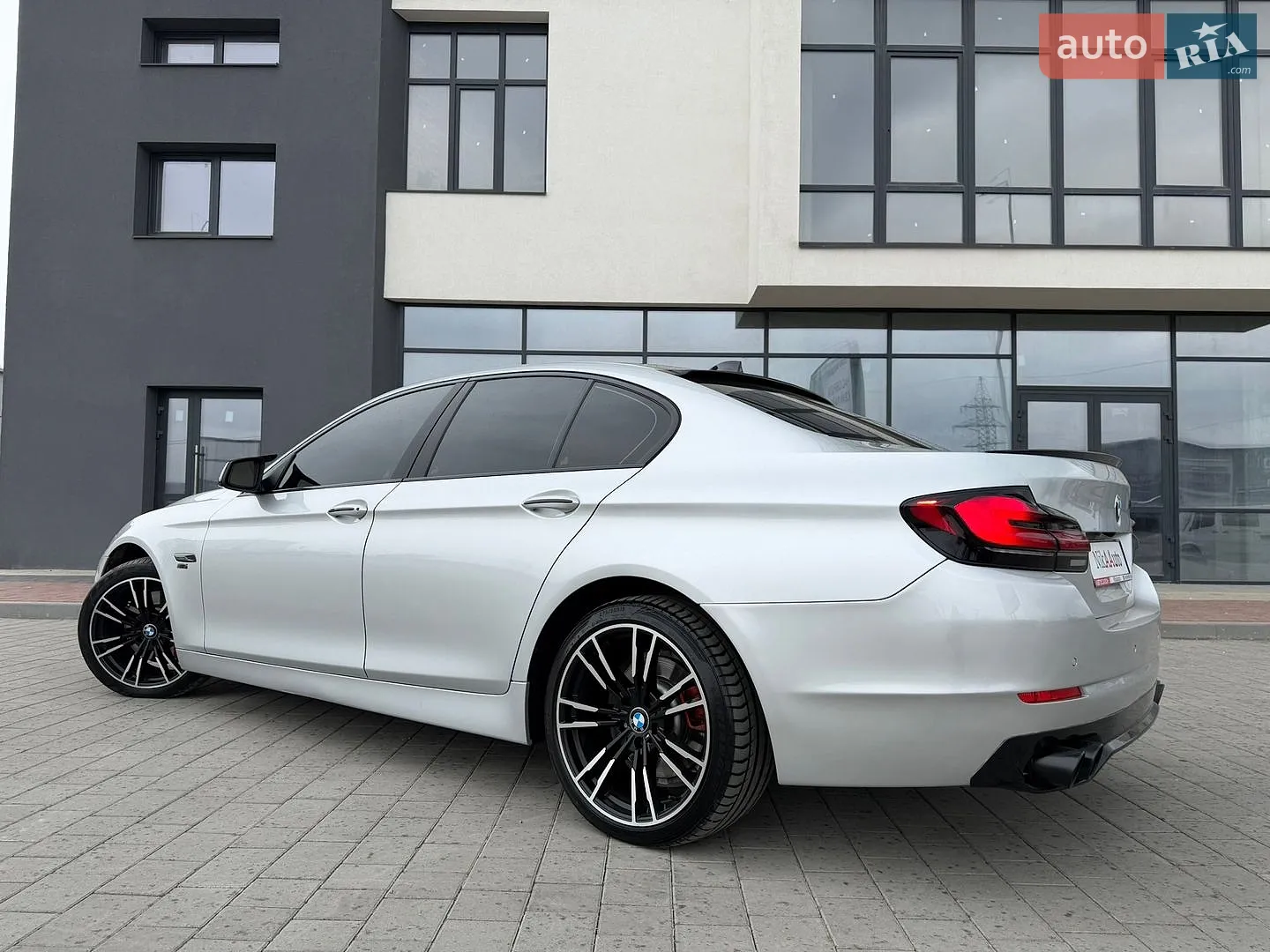 2010 BMW 5er - мініатюра 22
