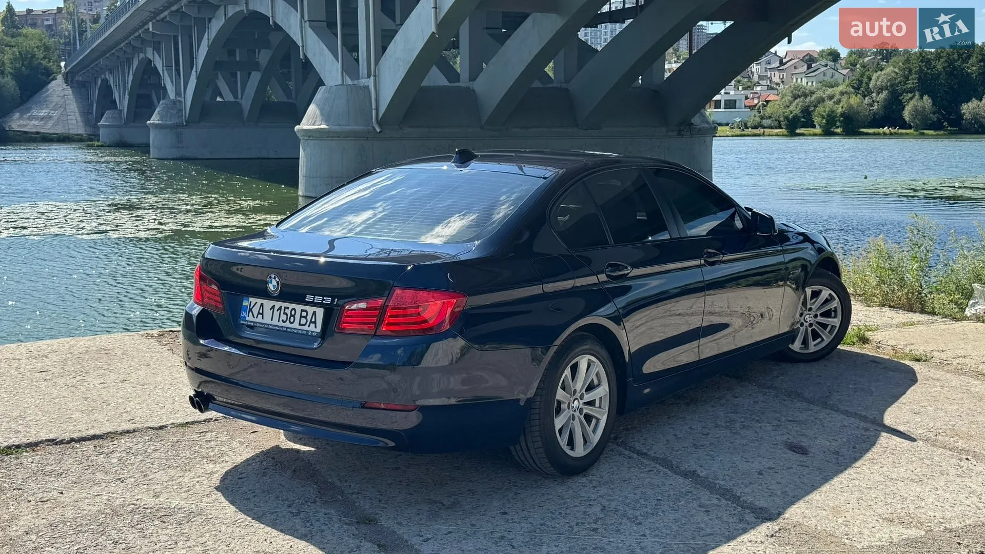 2011 BMW 5er - мініатюра 13