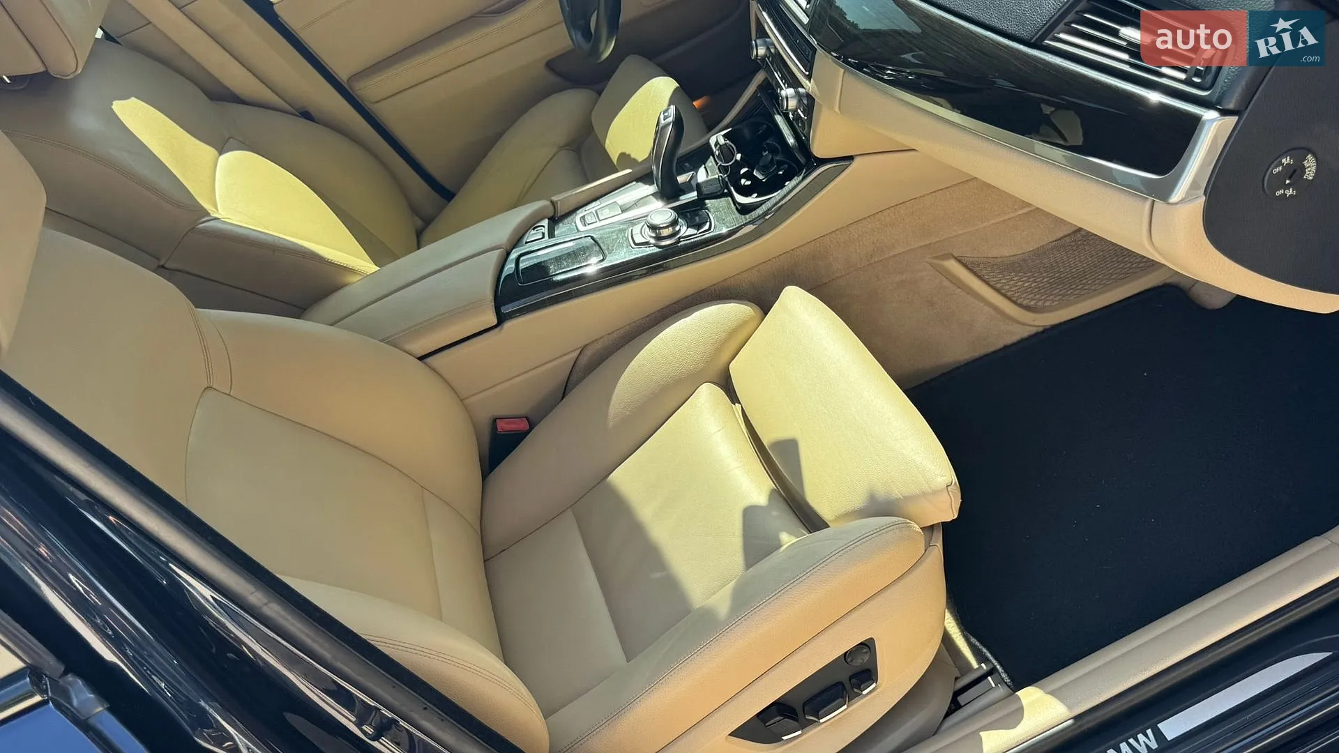 2011 BMW 5er - мініатюра 27