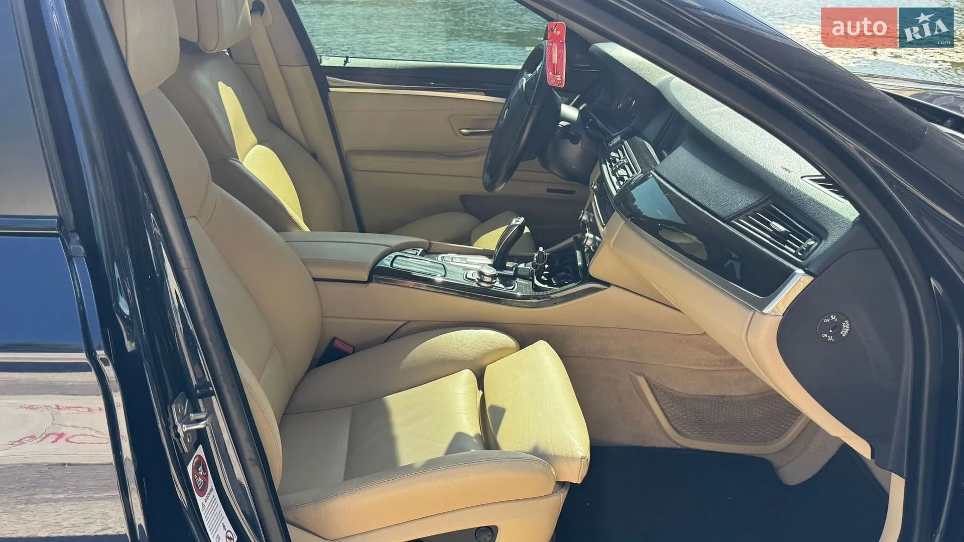 2011 BMW 5er - мініатюра 28