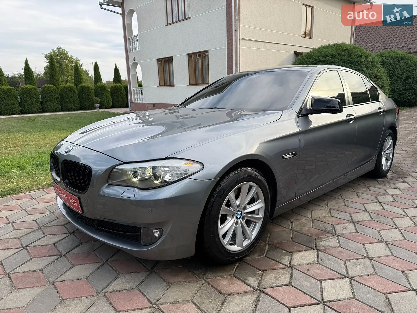 2011 BMW 5er - мініатюра 8
